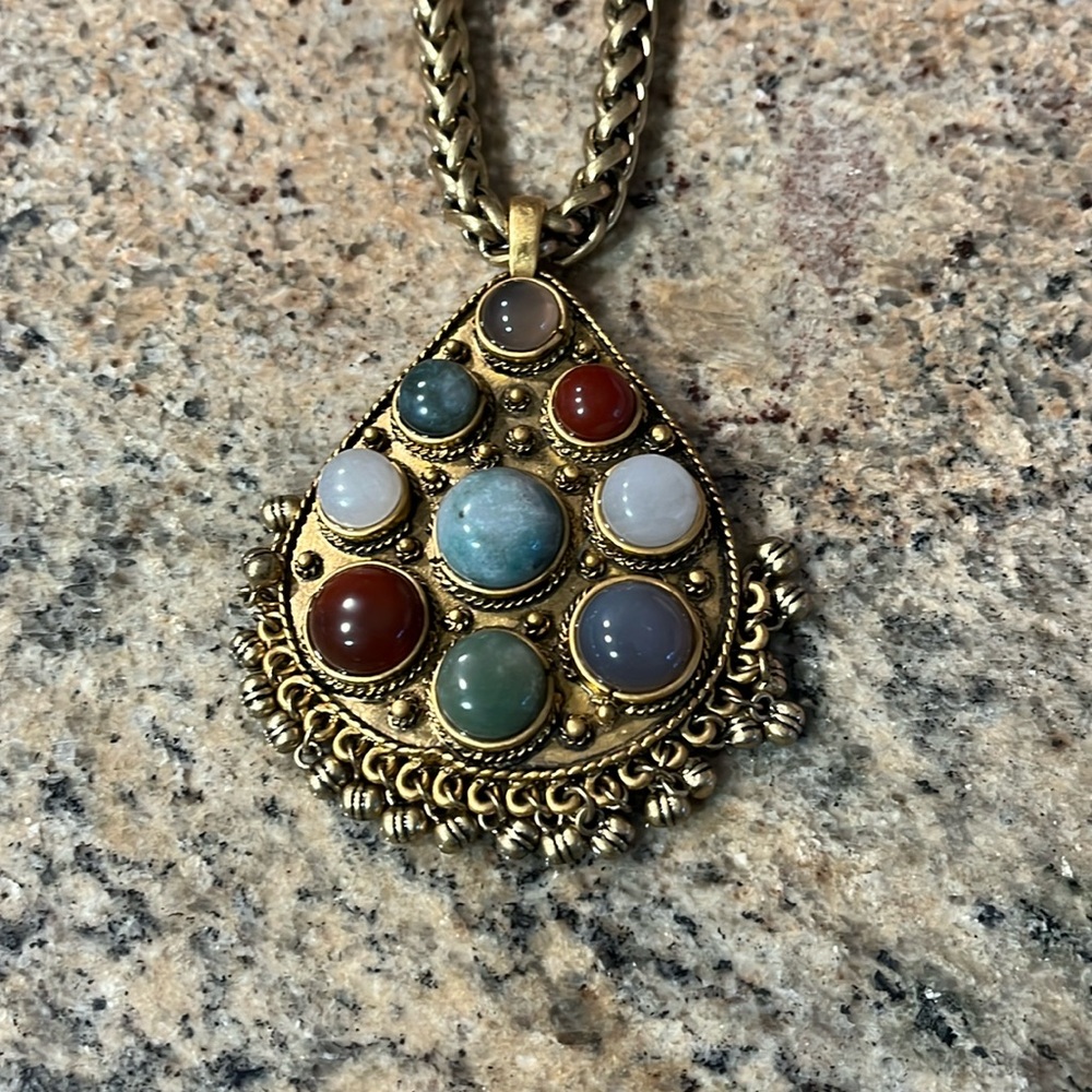CAbi Casablanca Necklace NIB